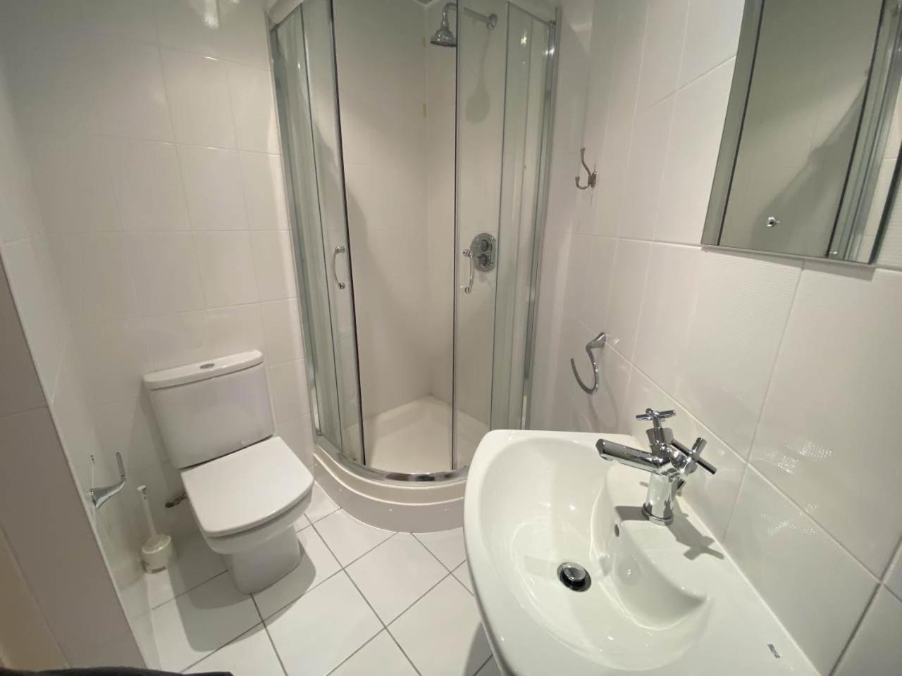 Parc Y Bryn Serviced Apartments Aberystwyth Extérieur photo