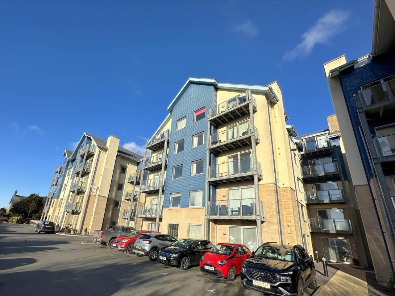Parc Y Bryn Serviced Apartments Aberystwyth Extérieur photo