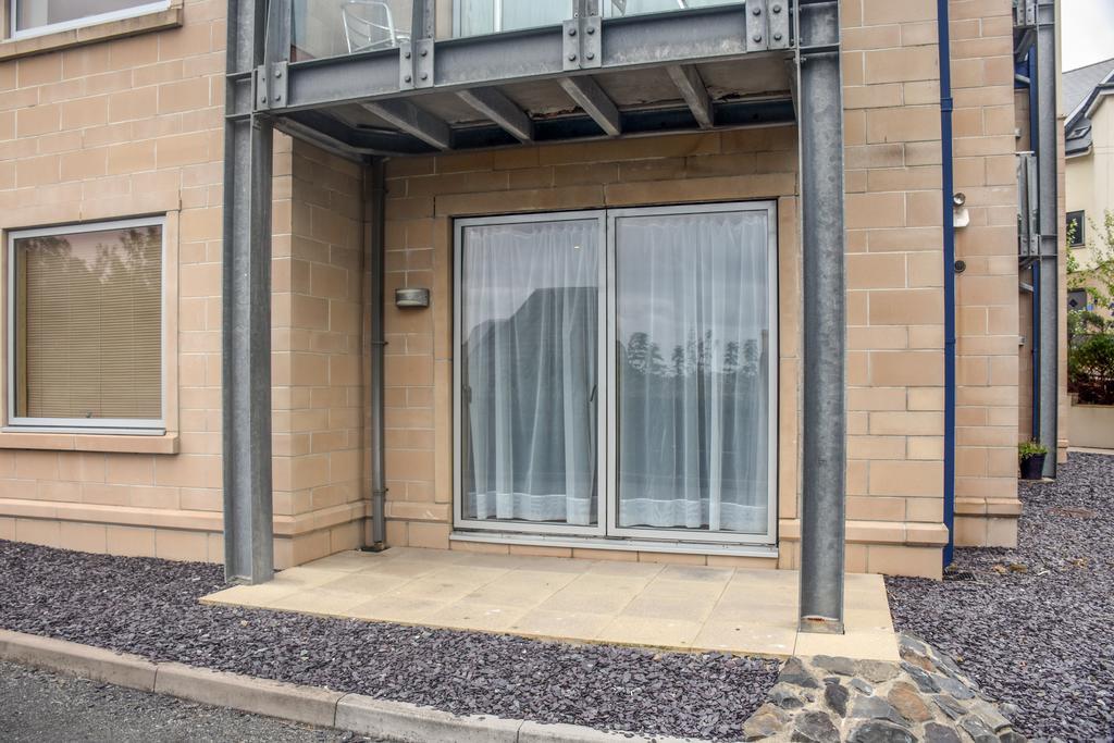Parc Y Bryn Serviced Apartments Aberystwyth Extérieur photo