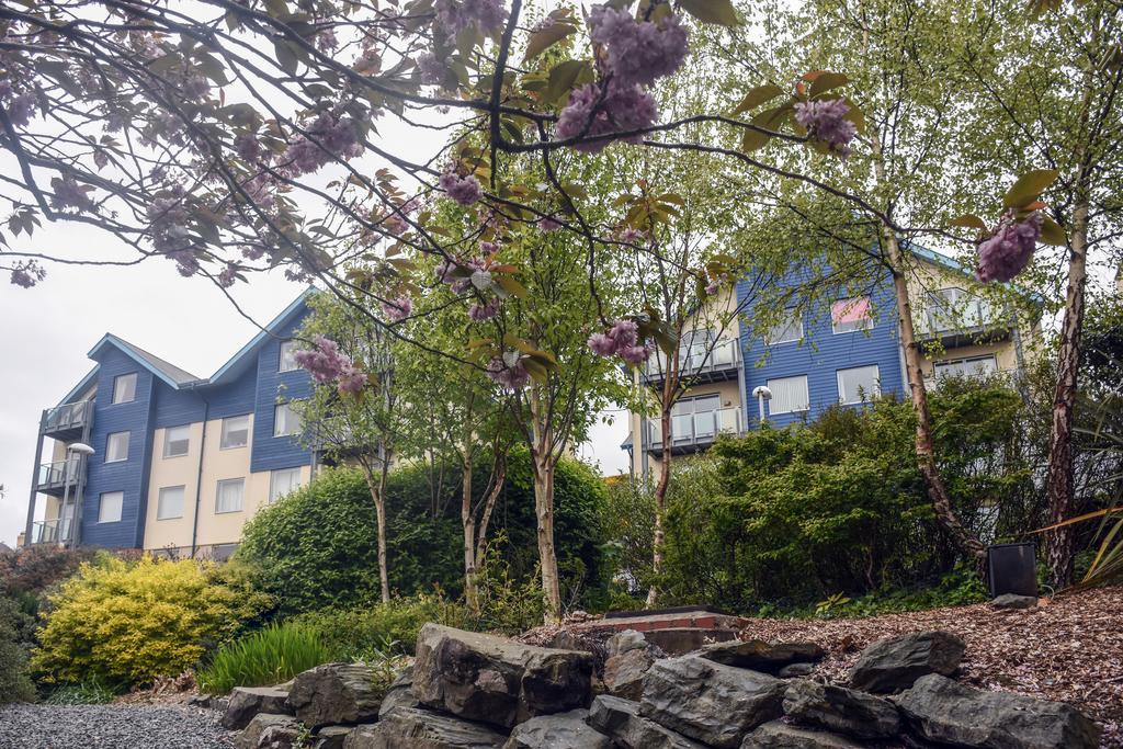 Parc Y Bryn Serviced Apartments Aberystwyth Extérieur photo